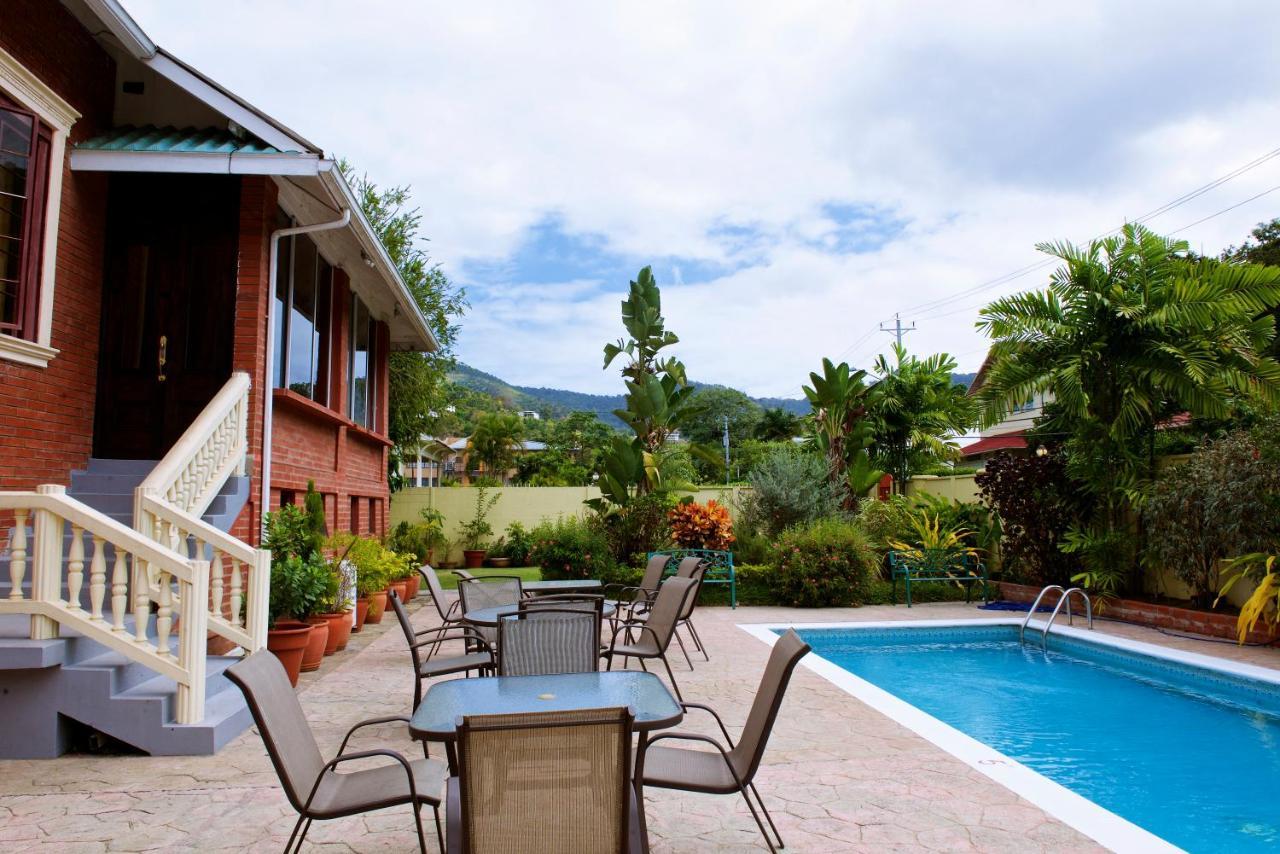 Heritage Inn Trinidad Belmont Exterior photo